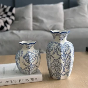 1PCS Hand-Painted Blue and White Porcelain Vase Elegant Home Decor for Living Ro